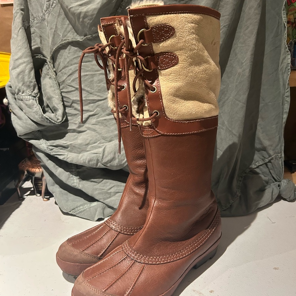 UGG Brown and Cream Women's Winter Boots